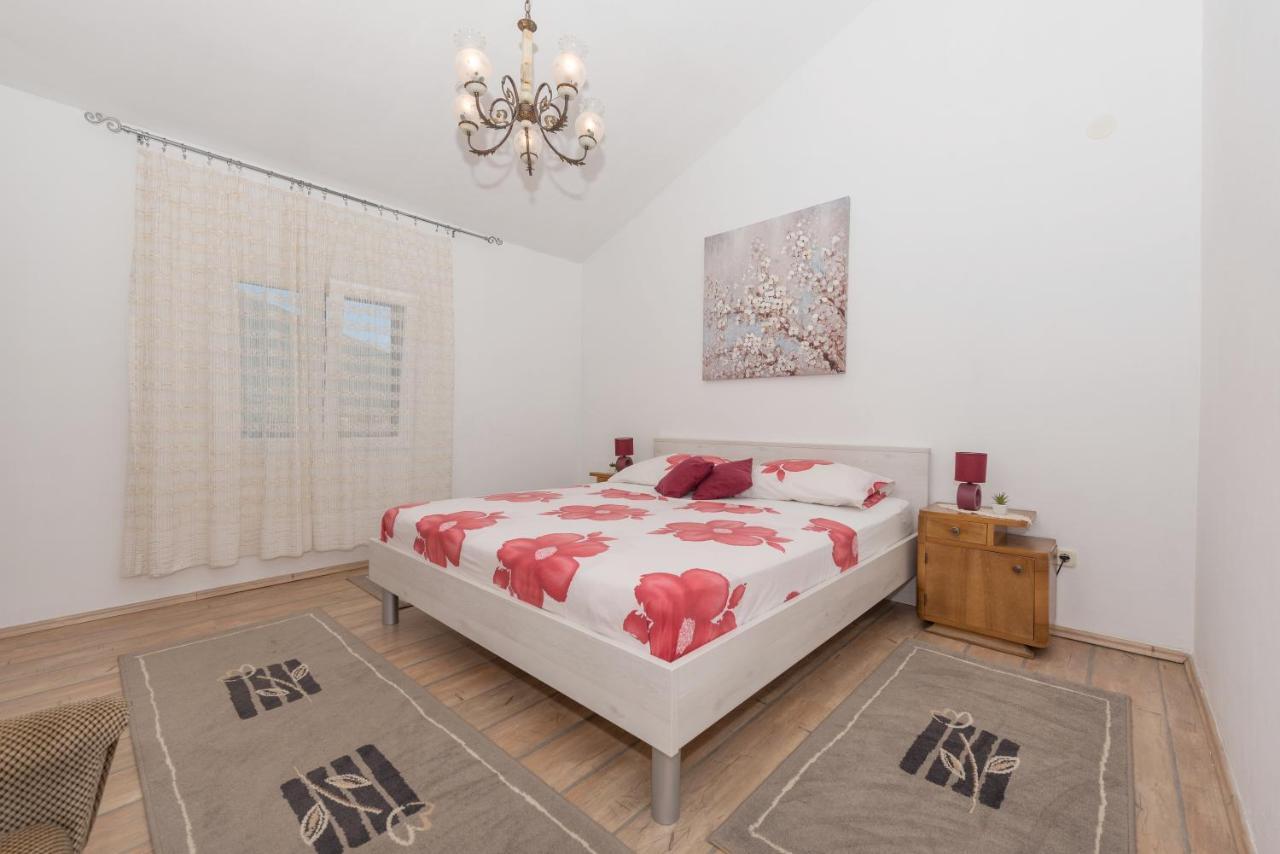 Holiday Home Frane Slivno  Exterior foto