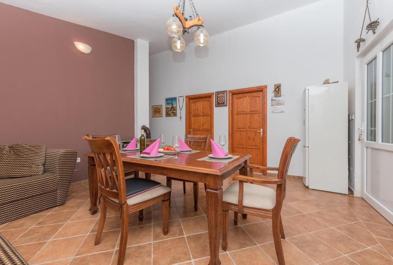 Holiday Home Frane Slivno  Exterior foto