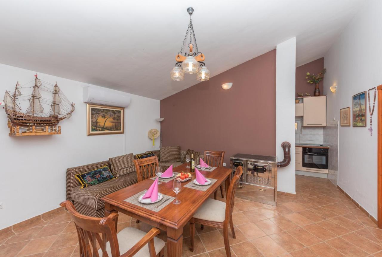 Holiday Home Frane Slivno  Exterior foto