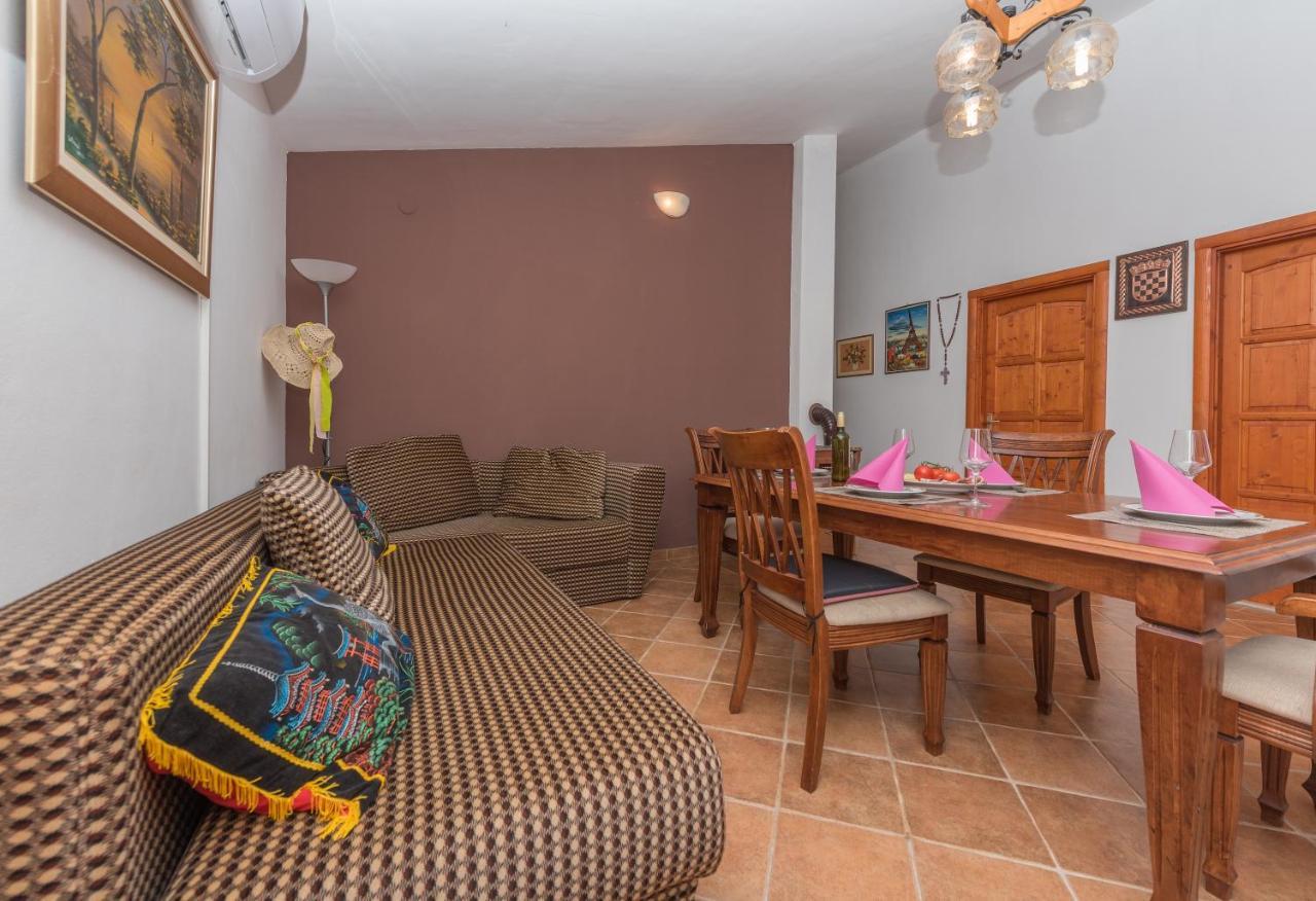 Holiday Home Frane Slivno  Exterior foto